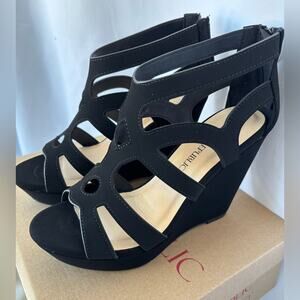 NEW Marco Women's Black Strappy Platform Wedge Sandals Size 6.5